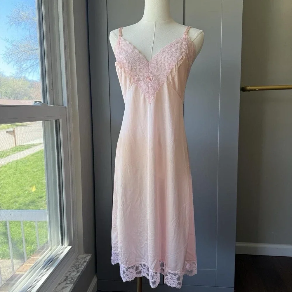 Ashley Taylor Women's Slip Dress Pink Lace Trim Adjustable Straps Fits M
